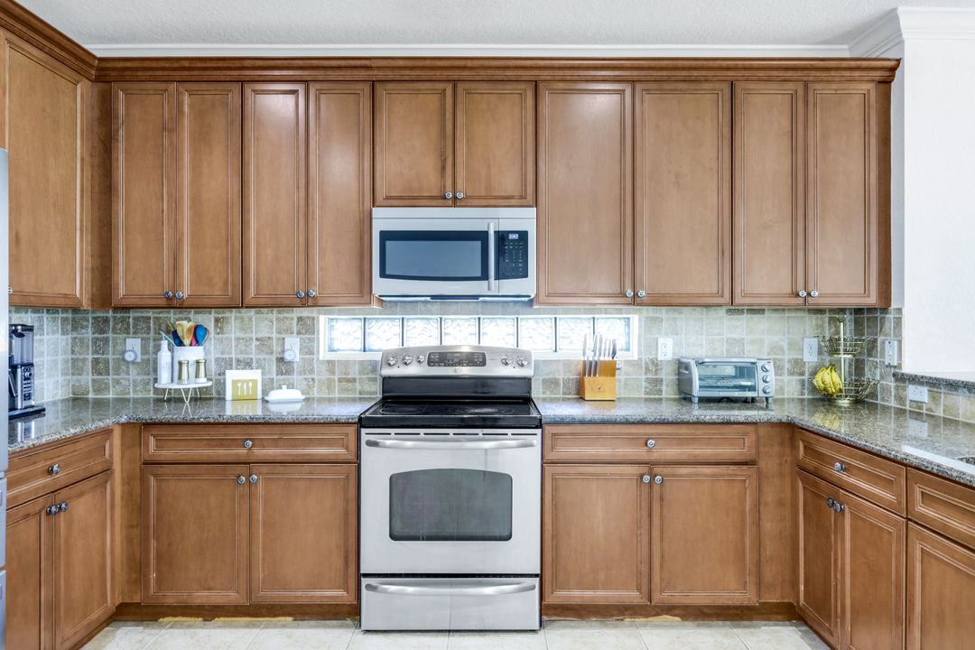 1570 Double Eagle Trail, Naples, FL 34120