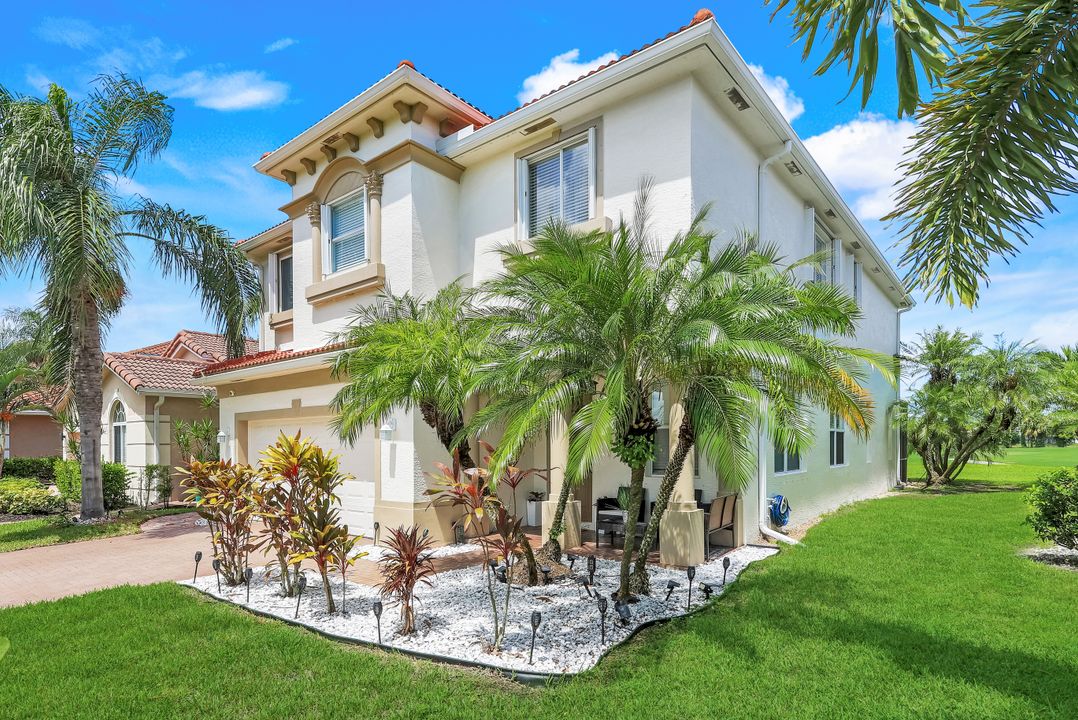 1570 Double Eagle Trail, Naples, FL 34120