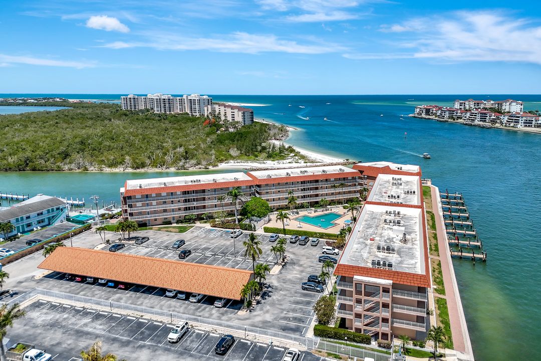 1206 Edington Pl #D-304, Marco Island, FL 34145