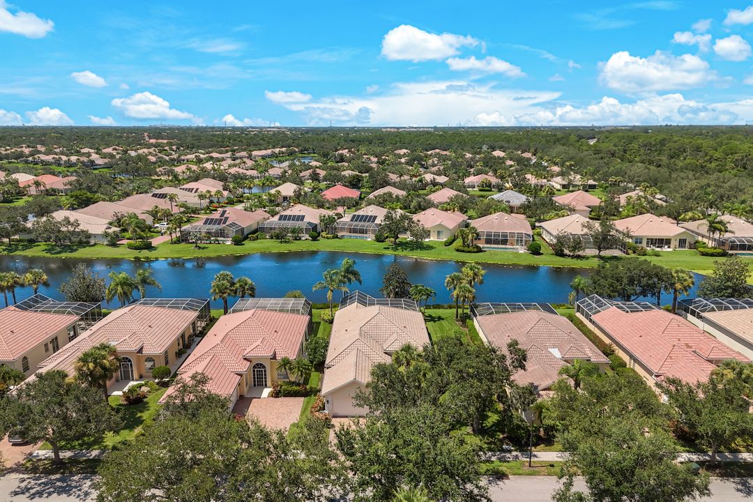 5848 Ferrara Dr, Sarasota, FL 34238