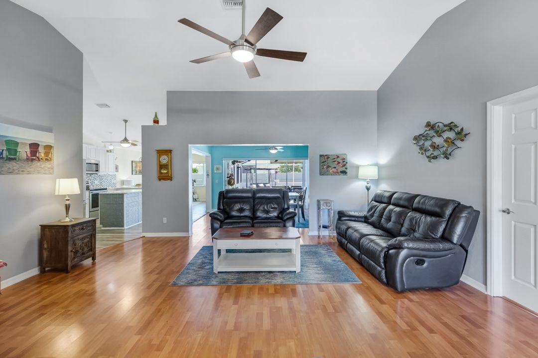2004 SE 8th Ave, Cape Coral, FL 33990