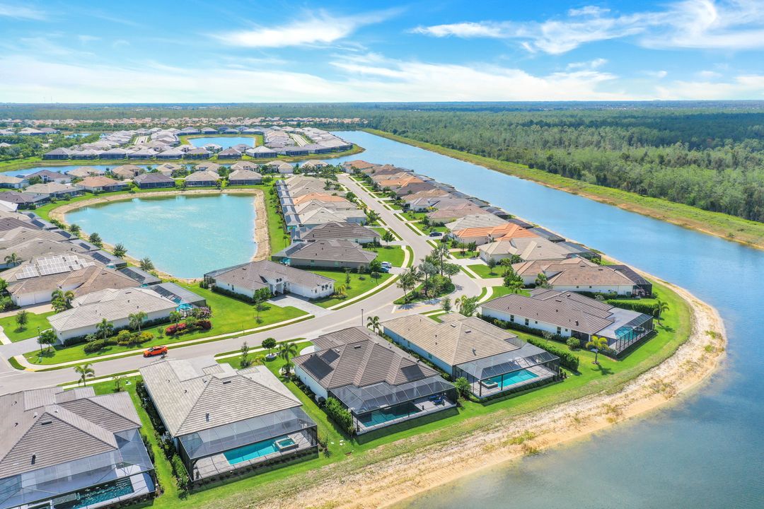 14448 Neptune Ave, Naples, FL 34114