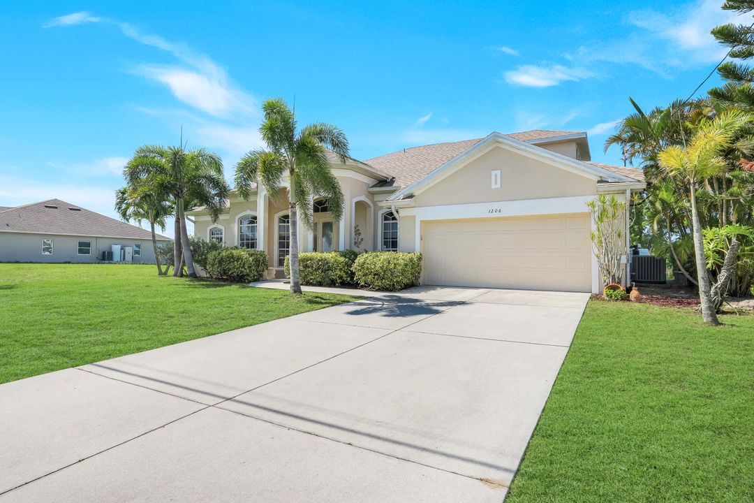 1206 NW 18th Terrace, Cape Coral, FL 33993