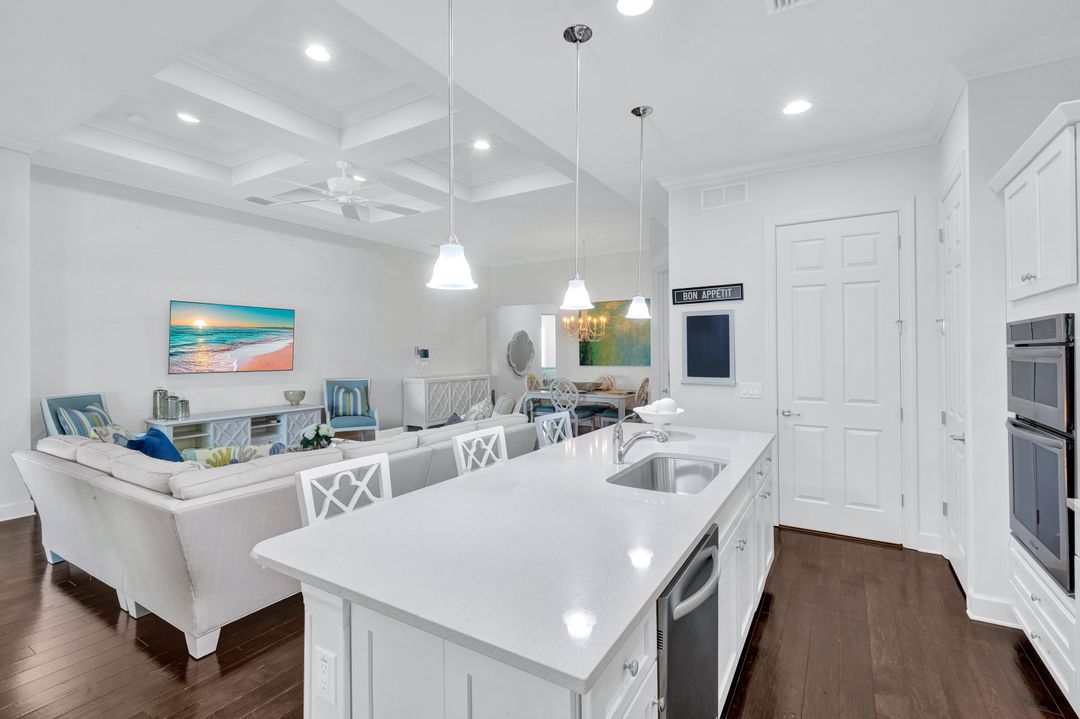 9311 Fieldstone Ln, Naples, FL 34120