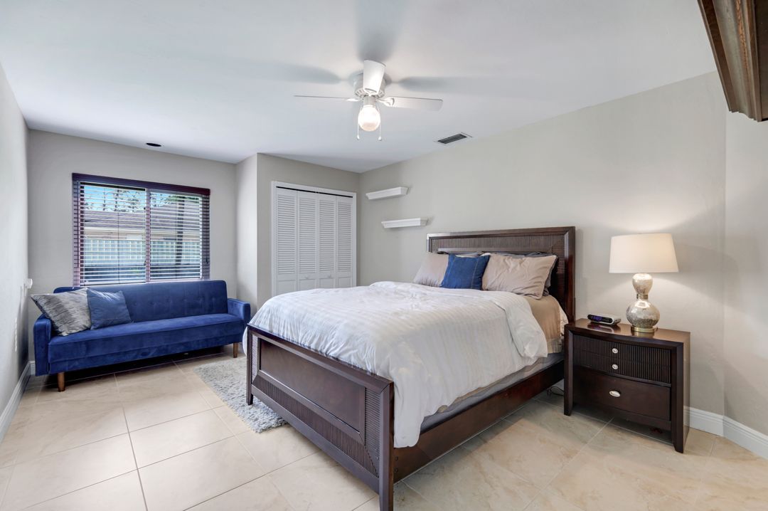 3480 19th Ave SW, Naples, FL 34117