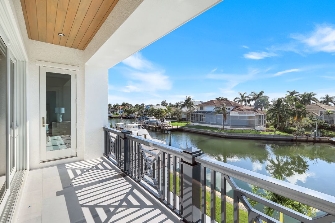 713 Nautilus Ct, Marco Island, FL 34145