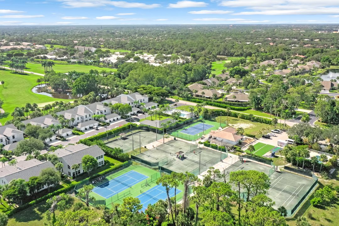 1320 Charleston Square Dr #101, Naples, FL 34110