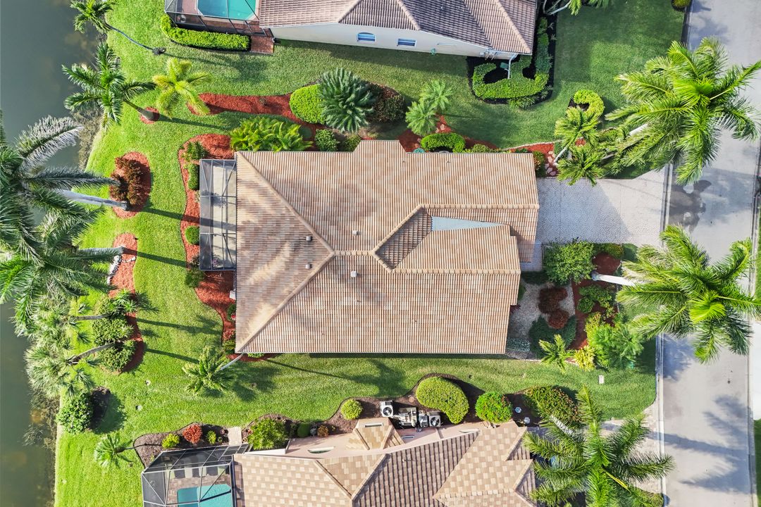 25681 Springtide Ct, Bonita Springs, FL 34135