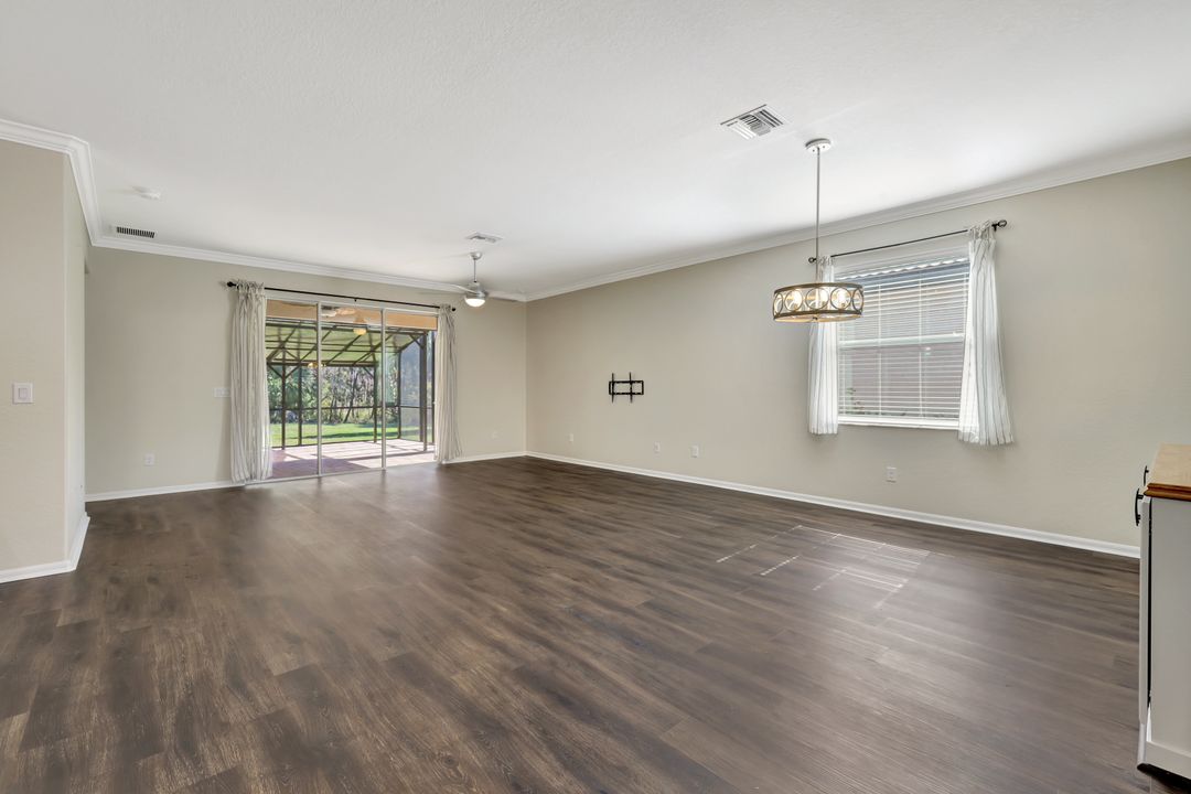 15732 Angelica Dr, Alva, FL 33920