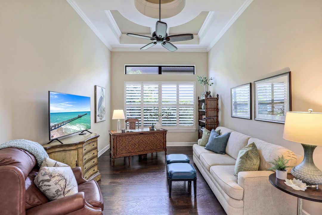 8828 Savona Ct, Naples, FL 34119