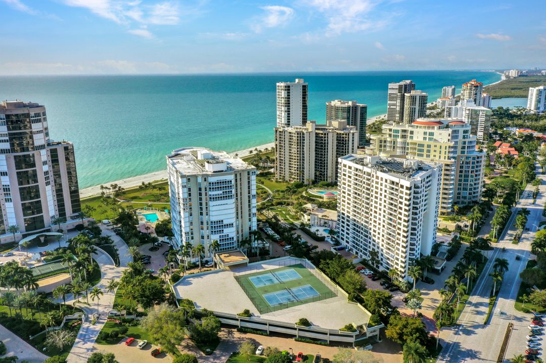 4401 Gulf Shore Blvd N, Naples, FL 34103