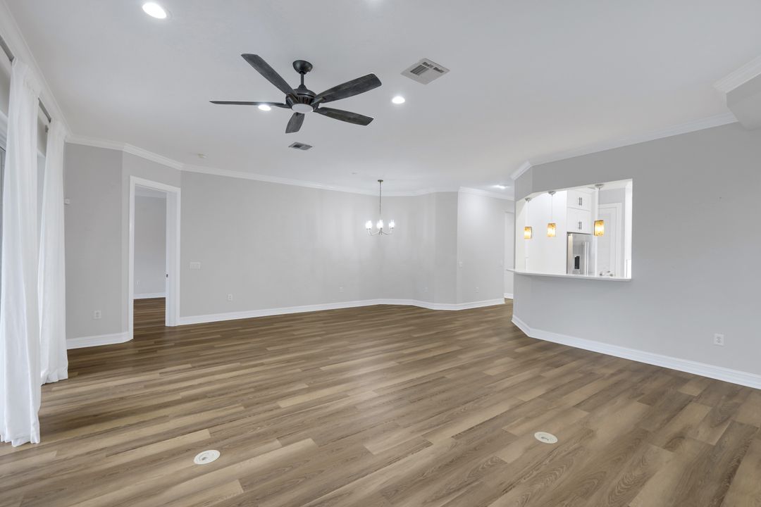 5021 Maxwell Cir #3101, Naples, FL 34105