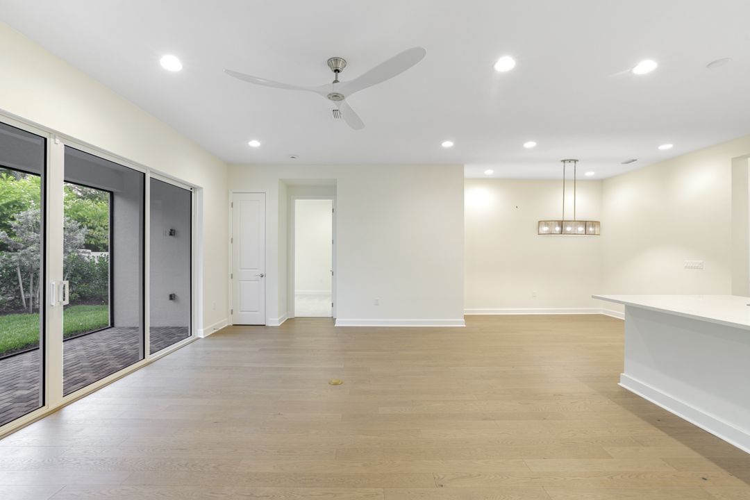 2687 Ridgecrest Pl, Naples, FL 34112