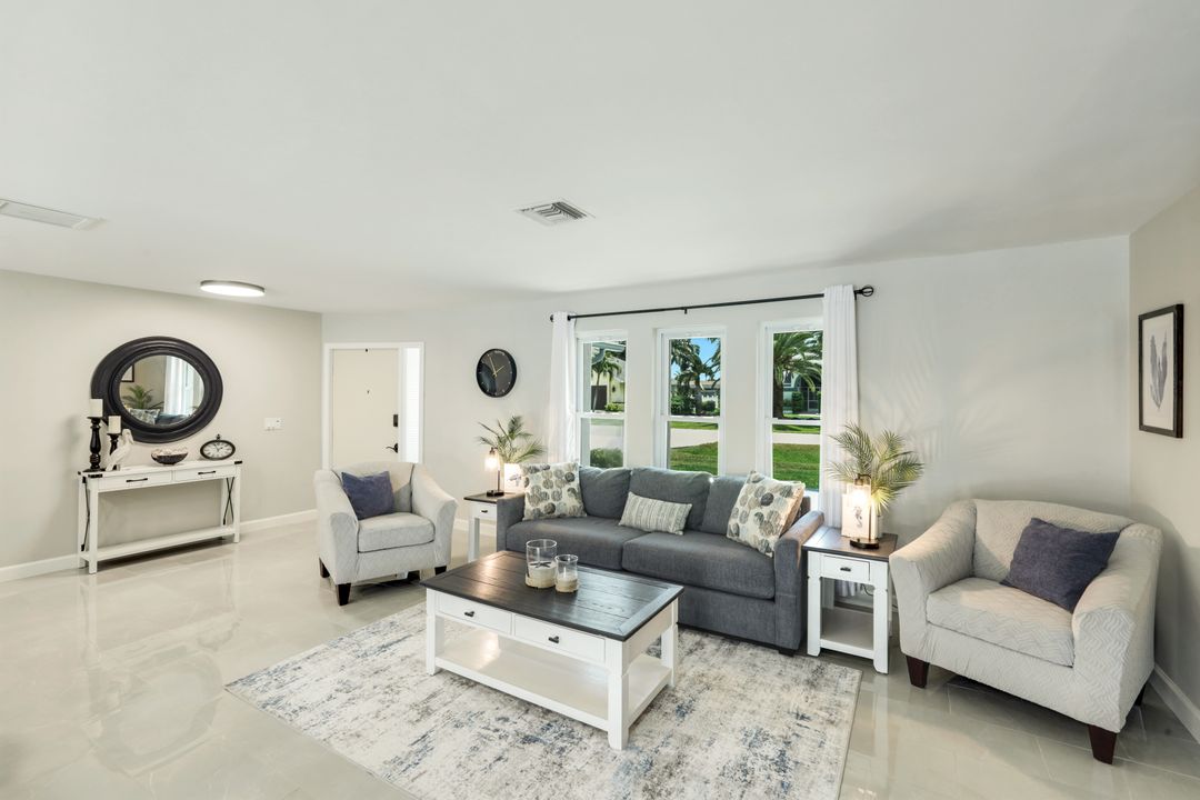 2107 SE 25th Terrace, Cape Coral, FL 33904