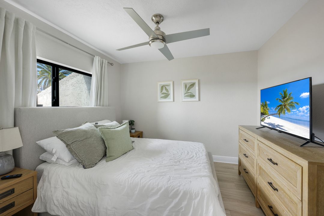 896 Buttonwood Dr  #108, Fort Myers Beach, FL 33931