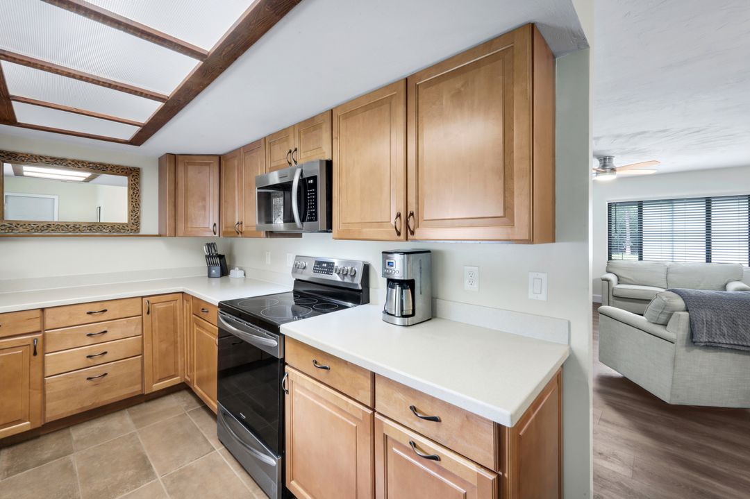 27051 Edgewood St, Bonita Springs, FL 34135