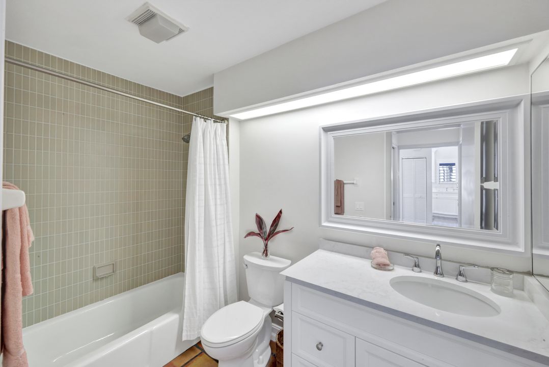 202 Bears Paw Trail, Naples, FL 34105