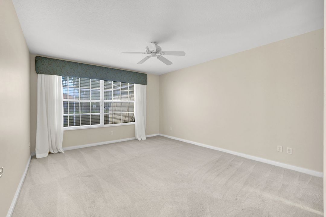 3312 Cayman Ln, Naples, FL 34119