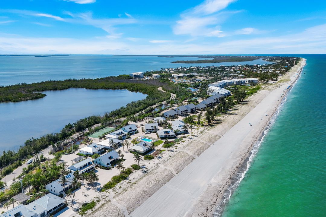 24 Beach Homes, Captiva, FL 33924