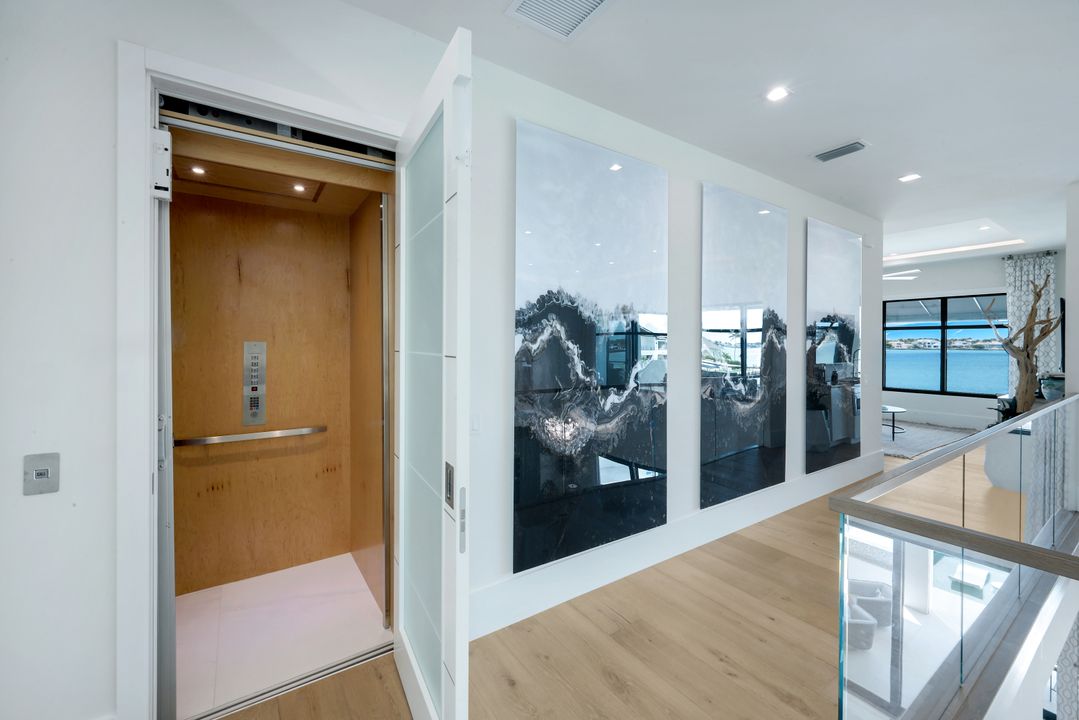 1631 Collingswood Ct, Marco Island, FL 34145