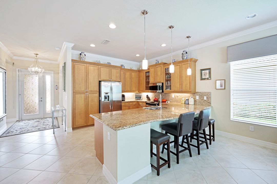 11292 Sparkleberry Dr, Fort Myers, FL 33913