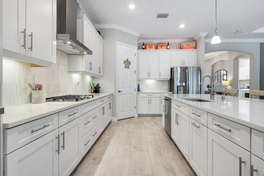 14841 Blue Bay Cir, Miromar Lakes, FL 33913