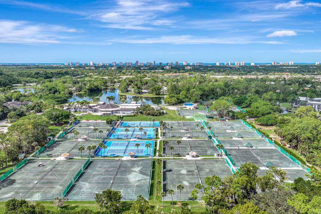 15 Bobolink Ct #15B, Naples, FL 34105