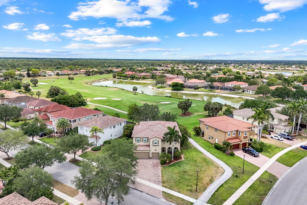 1776 Birdie Dr, Naples, FL 34120