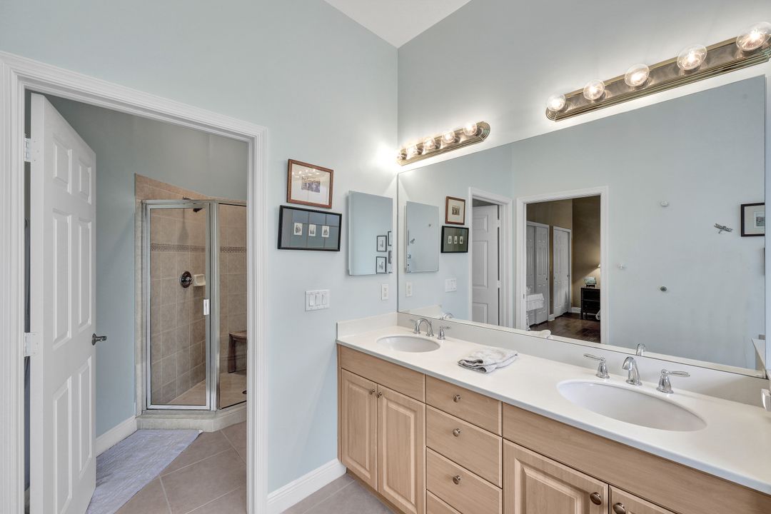 13968 Avon Park Cir, Fort Myers, FL 33912