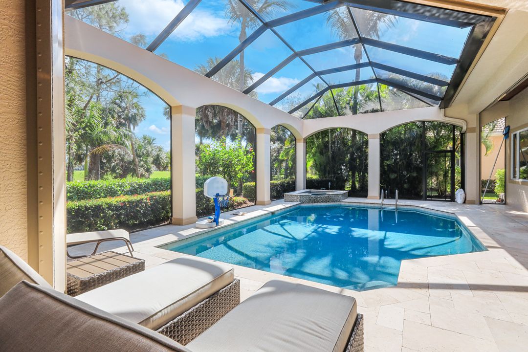 3848 Mahogany Bend Dr, Naples, FL 34114