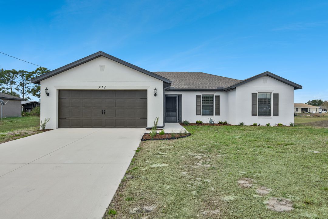 814 La Salle Ave, Fort Myers, FL 33913