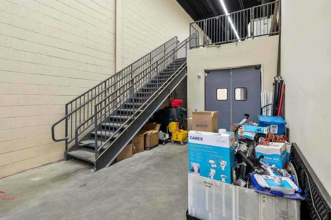 13855 Winchester Trl #200, Naples, FL 34120