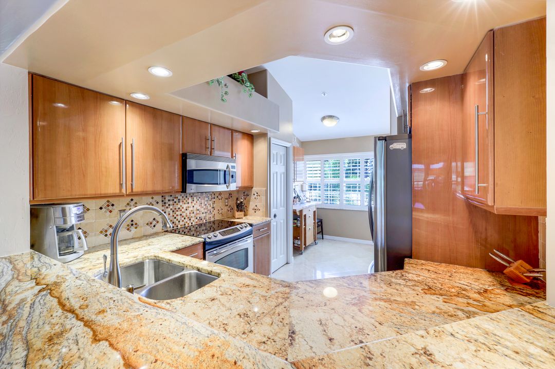 28080 Cavendish Ct #2008, Bonita Springs, FL 34135