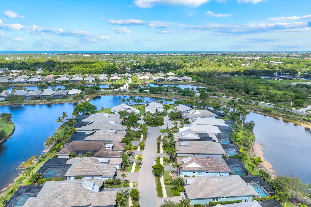 5798 Anegada Dr, Naples, FL 34113