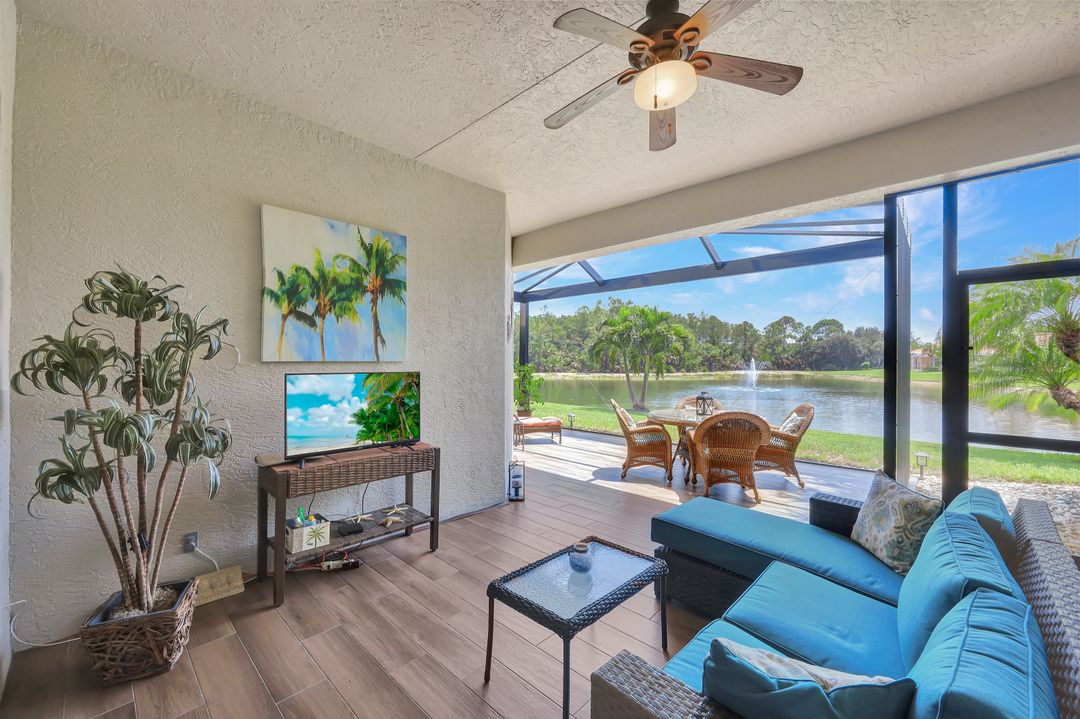 6006 Highwood Park Ln, Naples, FL 34110