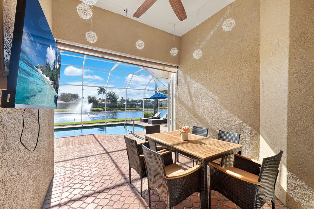 8700 Ibis Cove Cir, Naples, FL 34119