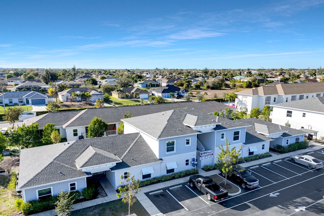 3320 Skyline Blvd, Cape Coral, FL 33914