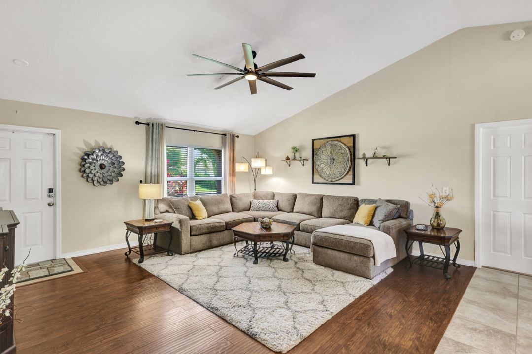 3722 SW 20th Pl, Cape Coral, FL 33914