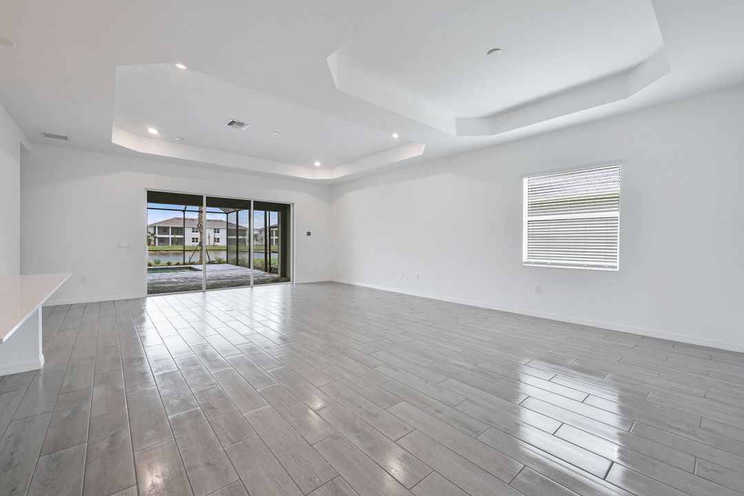 5781 Kingston Pl, Immokalee, FL 34142