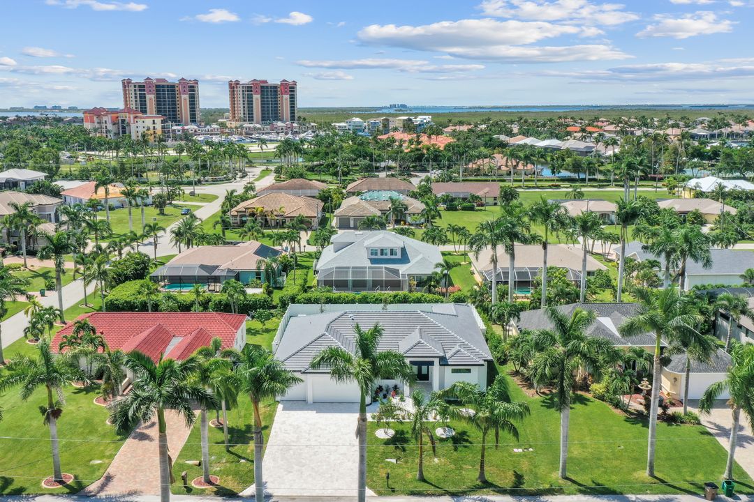 1708 SW 54th St, Cape Coral, FL 33914