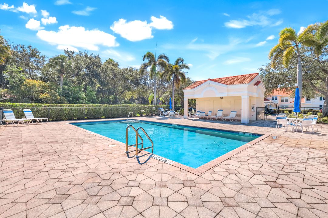 5425 Worthington Ln #103, Naples, FL 34110