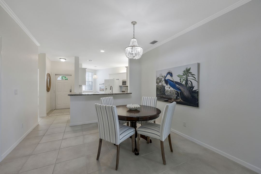 8380 Excalibur Cir #H3, Naples, FL 34108