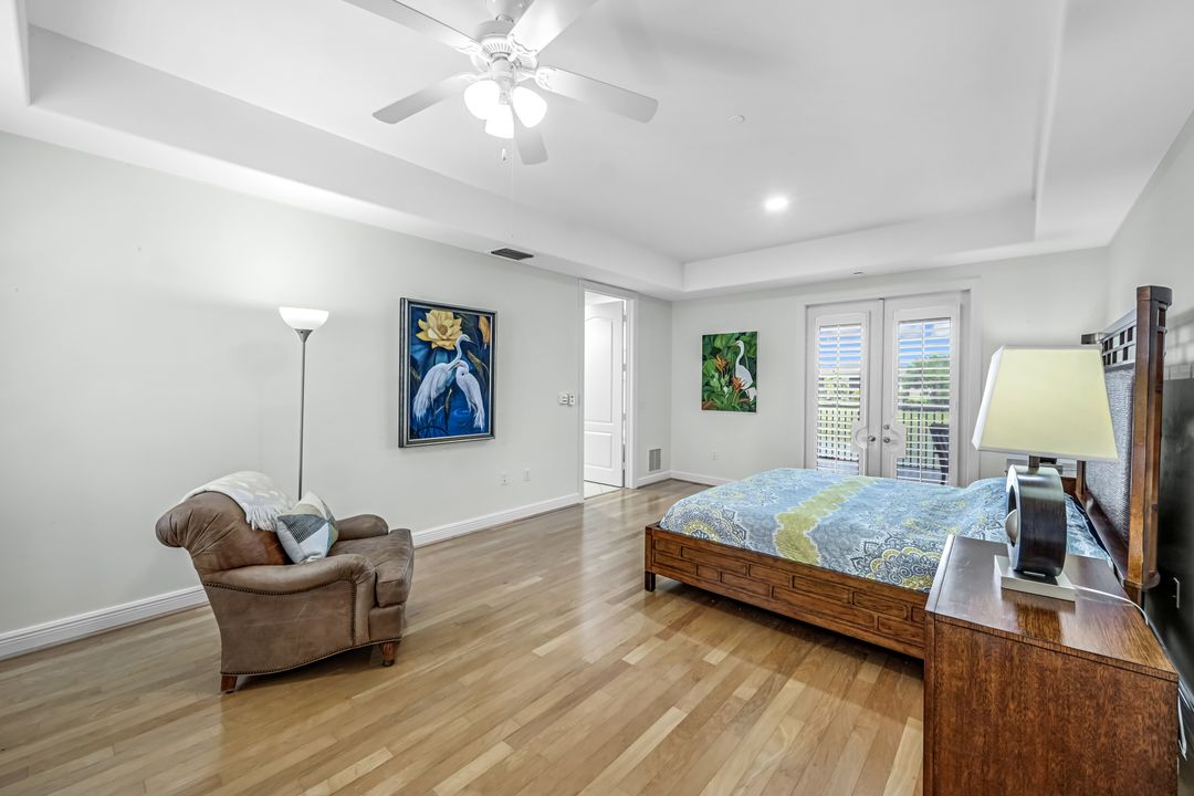 510 Avellino Isles Cir #2202, Naples, FL 34119