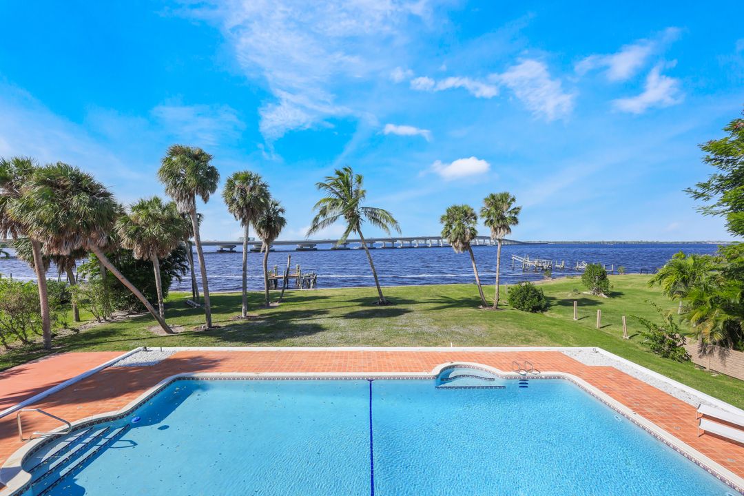 4620 Caloosa Vista Rd, Fort Myers, FL 33901