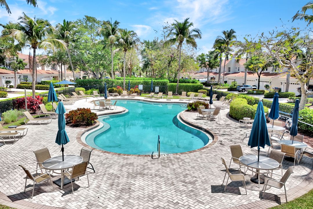 9038 Cascada Way #102, Naples, FL 34114