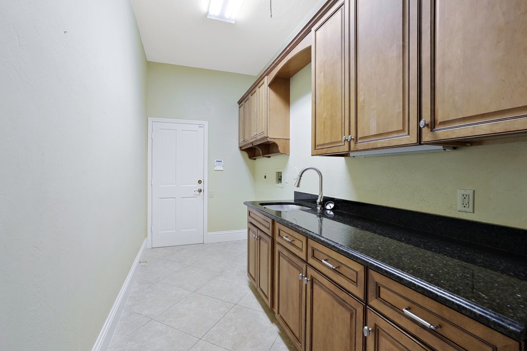 872 S Heathwood Dr, Marco Island, FL 34145