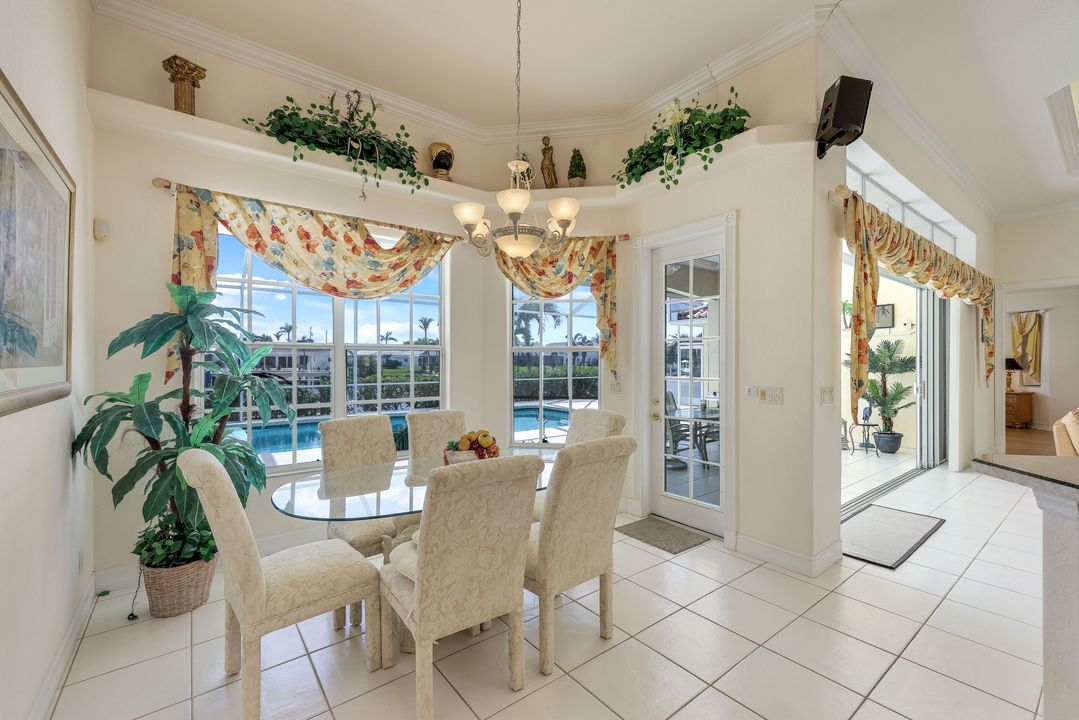 2008 Palaco Grande Pkwy, Cape Coral, FL 33904