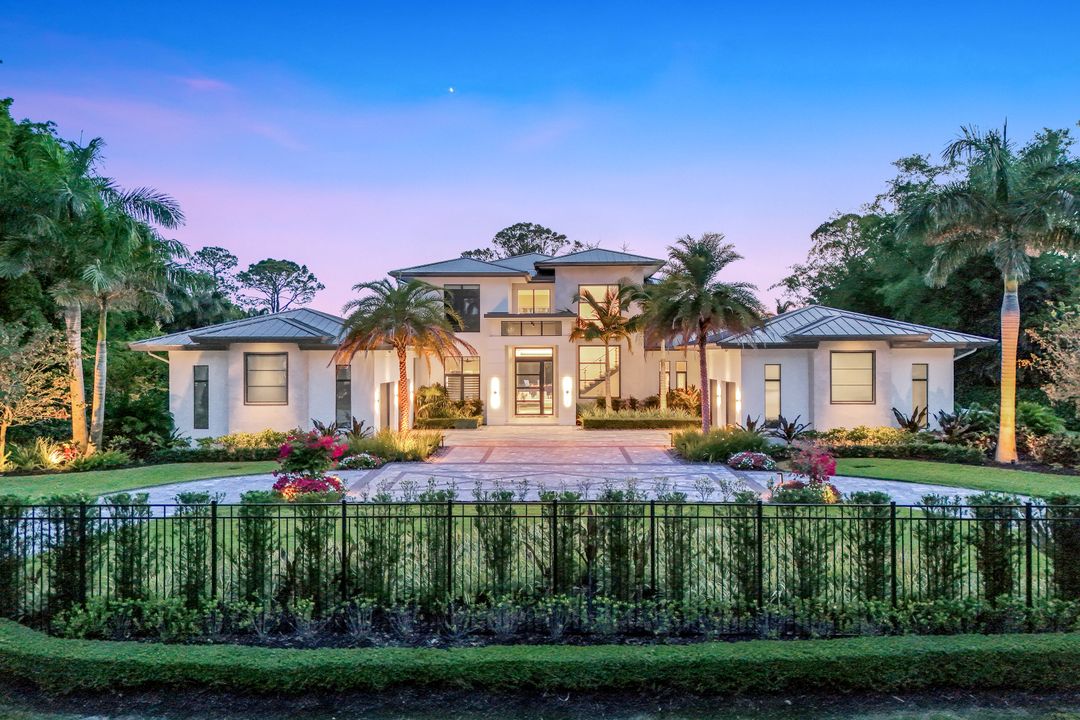 493 Carica Rd, Naples, FL 34108