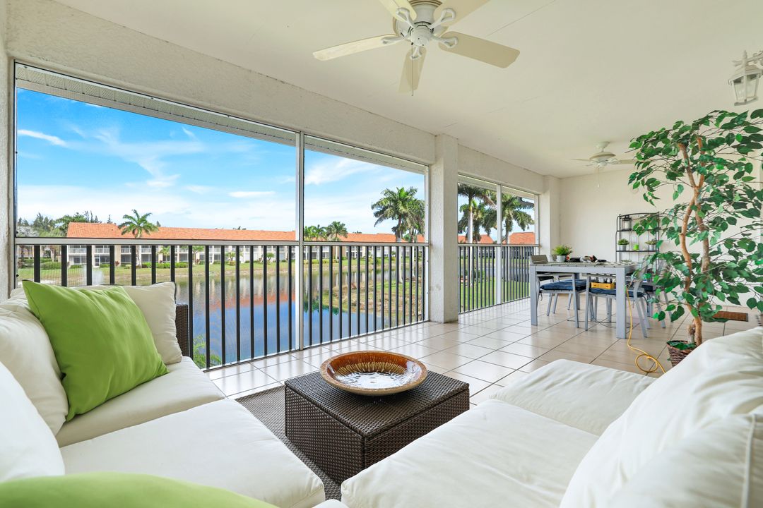 2373 Hidden Lake Ct #10, Naples, FL 34112