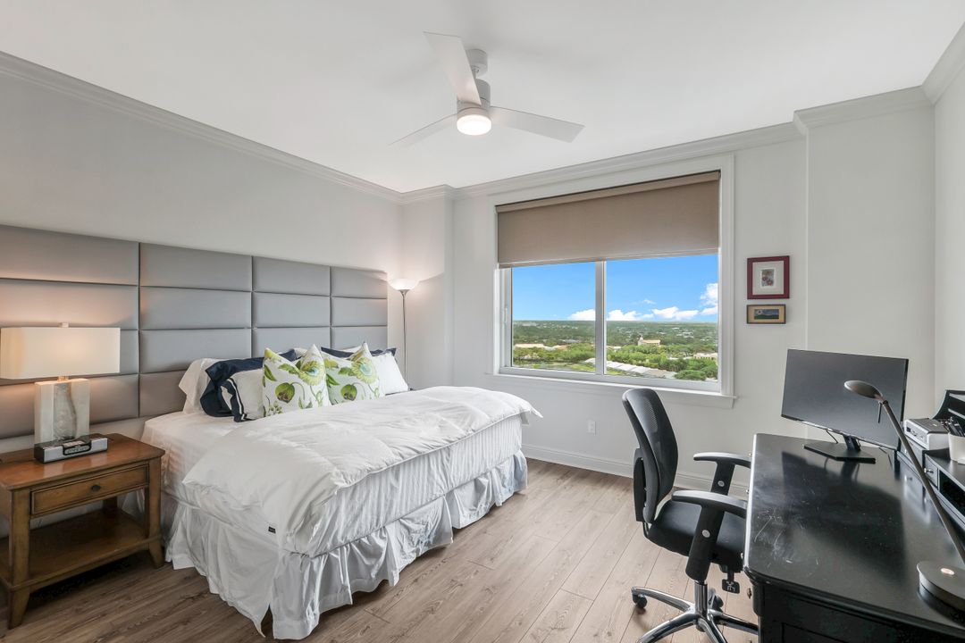 275 Indies Way #1701, Naples, FL 34110